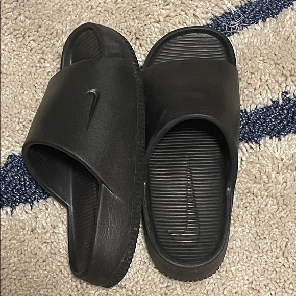 Nike Black Slide Sandals with Logo - Picture 1 of 5
